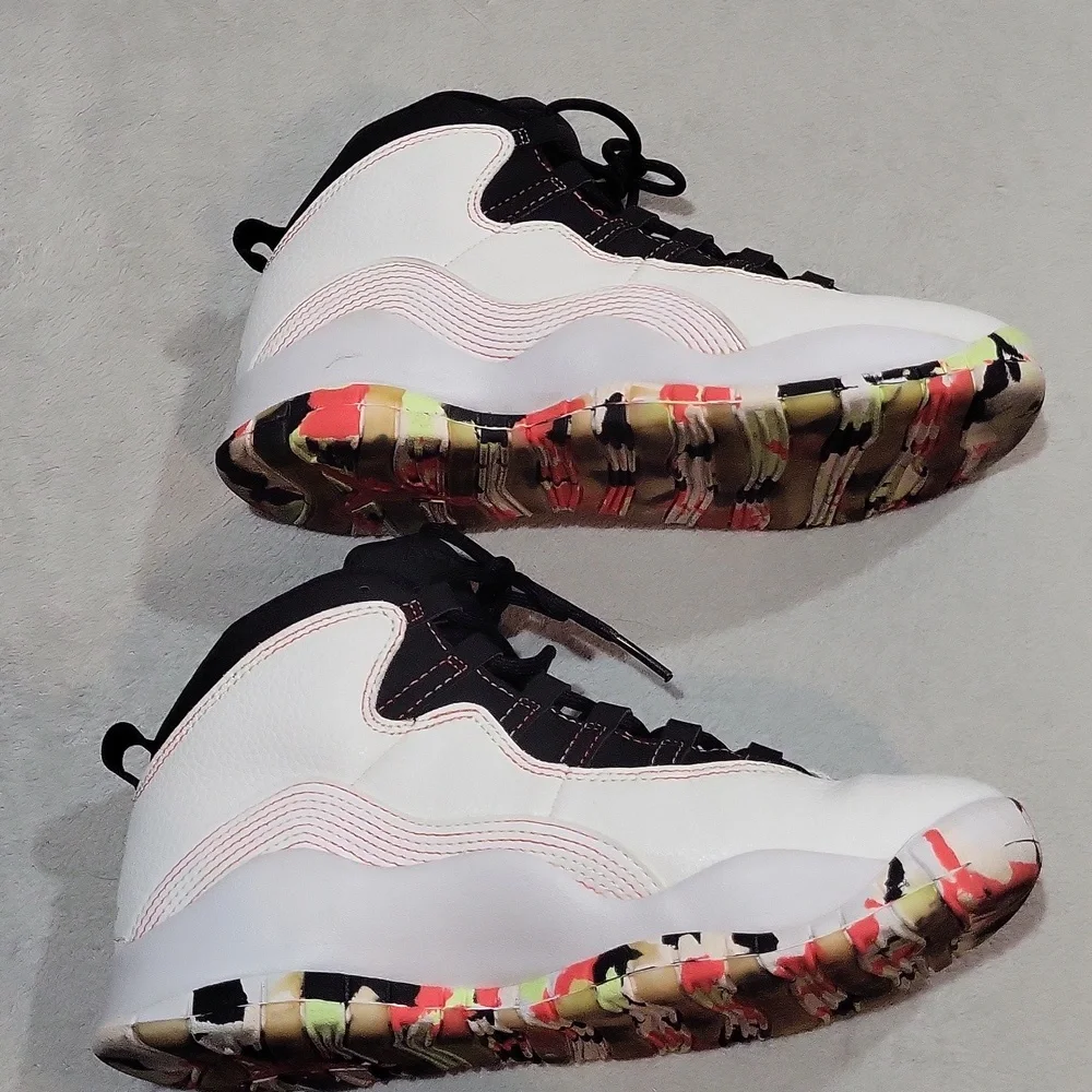 Air Jordan 10 Retro SE BV1843 176 White/Barely Volt-Black Sneakers